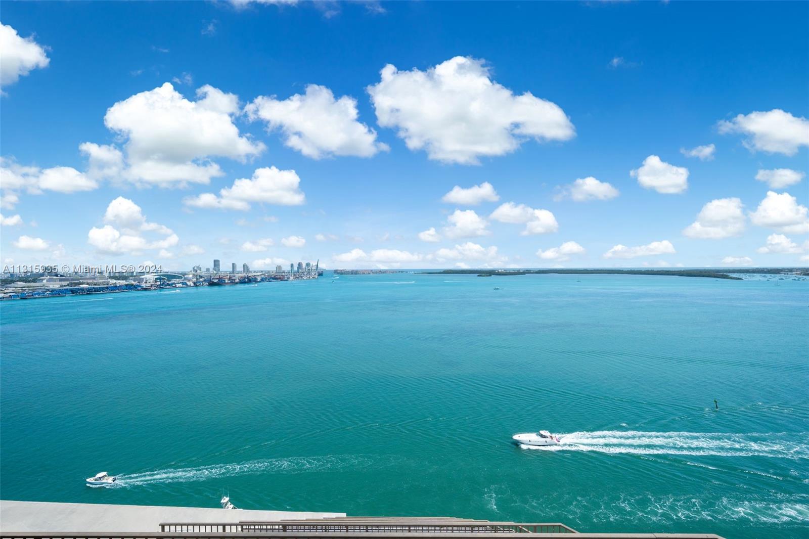 520  Brickell Key Dr #UPH-03 For Sale A11315935, FL