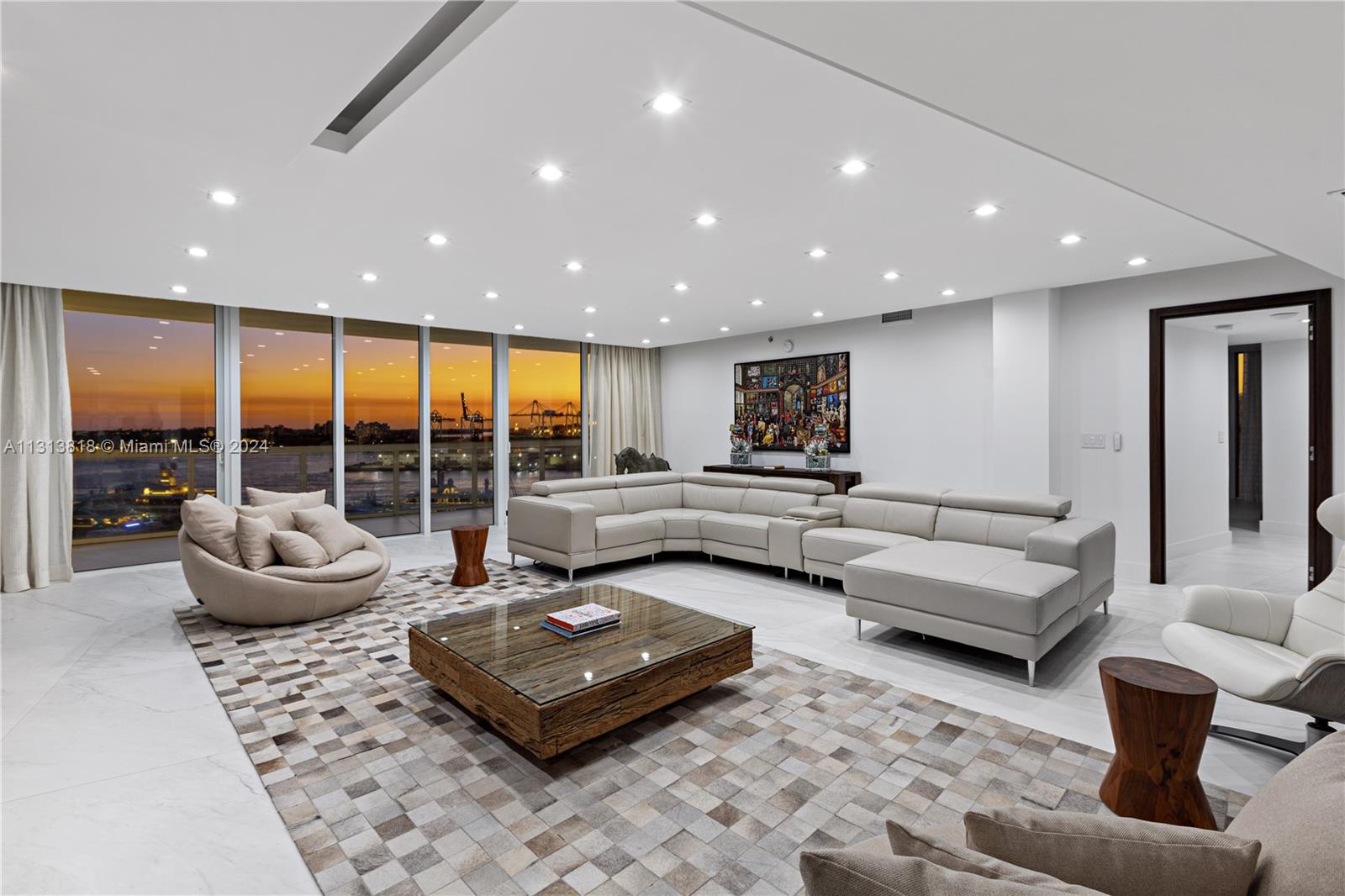 450 Alton Rd, Miami Beach, FL, 33139 United States, 4 Bedrooms Bedrooms, ,4 BathroomsBathrooms,Residential,For Sale,Alton Rd,A11313818