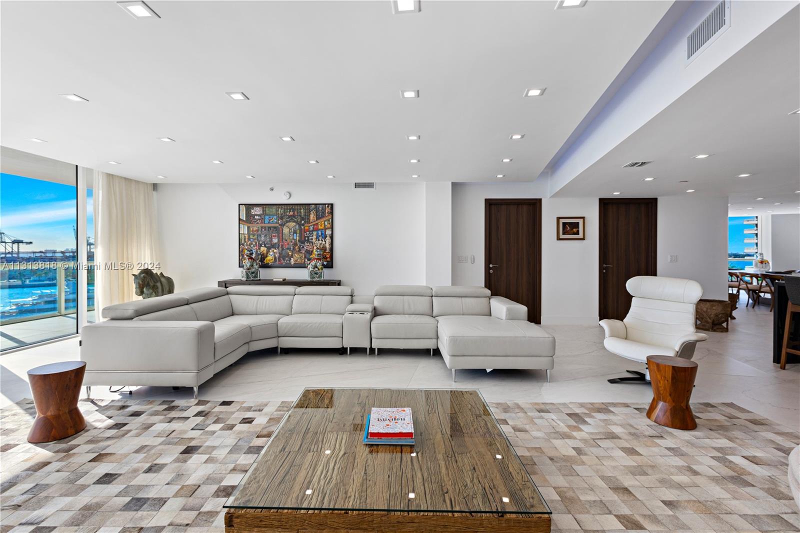 450 Alton Rd, Miami Beach, FL, 33139 United States, 4 Bedrooms Bedrooms, ,4 BathroomsBathrooms,Residential,For Sale,Alton Rd,A11313818