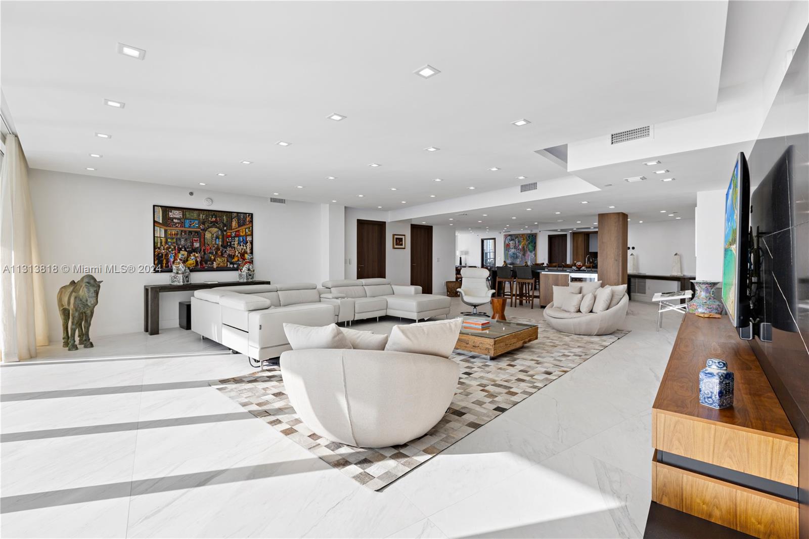 450 Alton Rd, Miami Beach, FL, 33139 United States, 4 Bedrooms Bedrooms, ,4 BathroomsBathrooms,Residential,For Sale,Alton Rd,A11313818