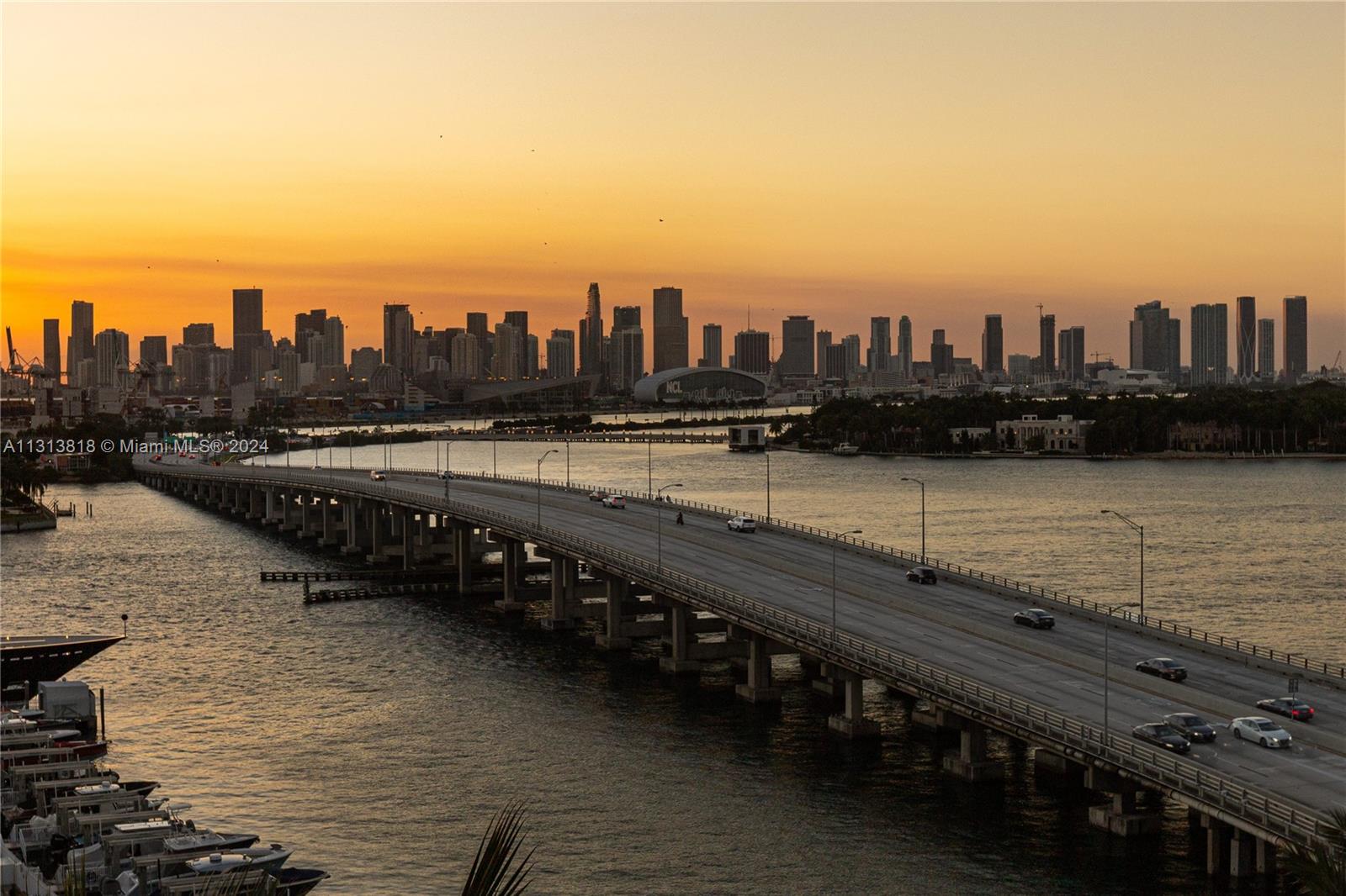450 Alton Rd 901-902, Miami Beach, Florida 33139, 4 Bedrooms Bedrooms, ,4 BathroomsBathrooms,Residential,For Sale,450 Alton Rd 901-902,A11313818