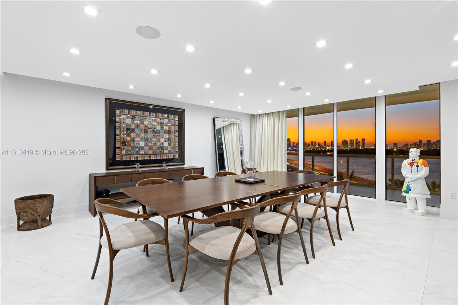 450 Alton Rd, Miami Beach, FL, 33139 United States, 4 Bedrooms Bedrooms, ,4 BathroomsBathrooms,Residential,For Sale,Alton Rd,A11313818