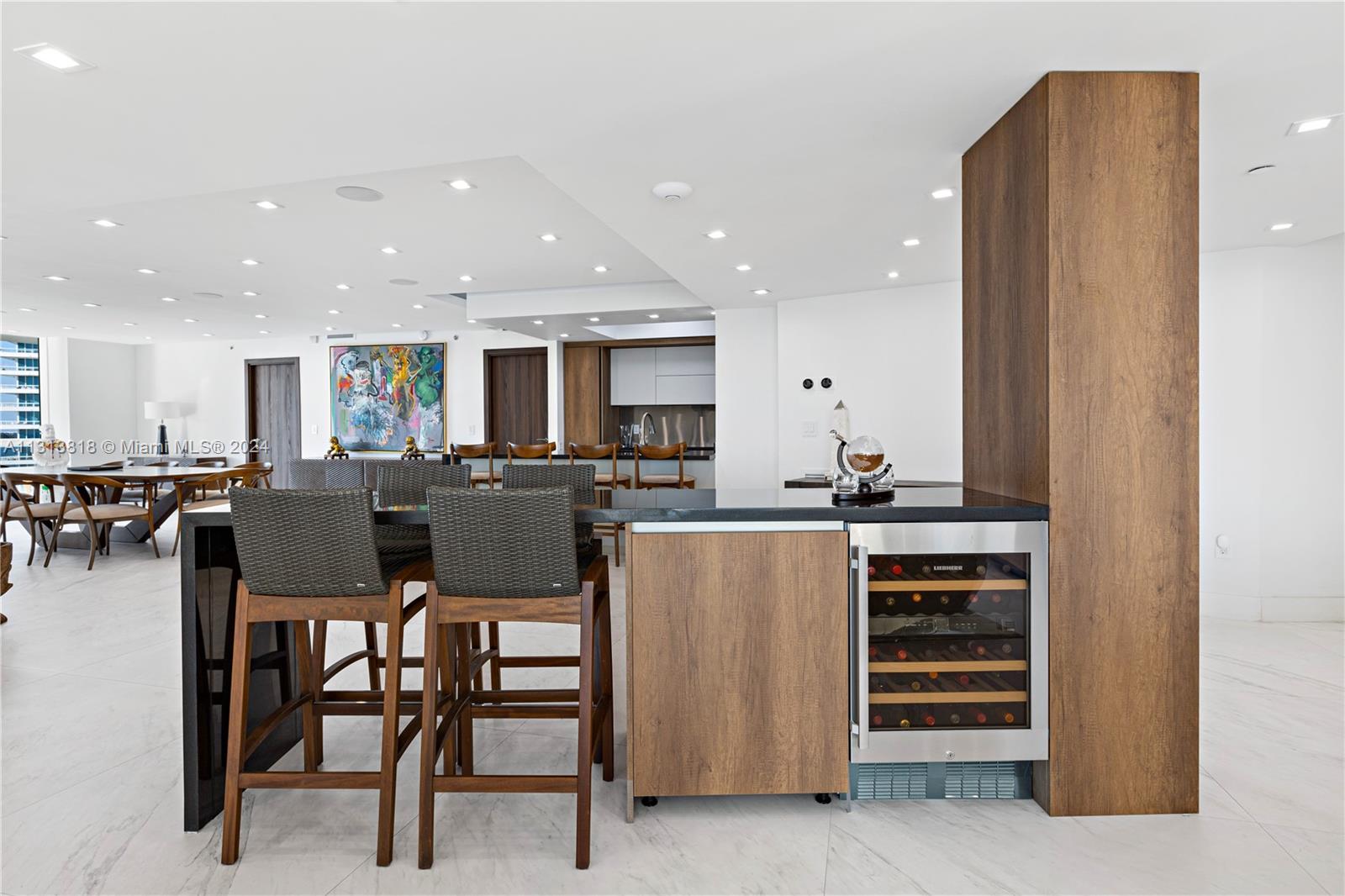 450 Alton Rd, Miami Beach, FL, 33139 United States, 4 Bedrooms Bedrooms, ,4 BathroomsBathrooms,Residential,For Sale,Alton Rd,A11313818