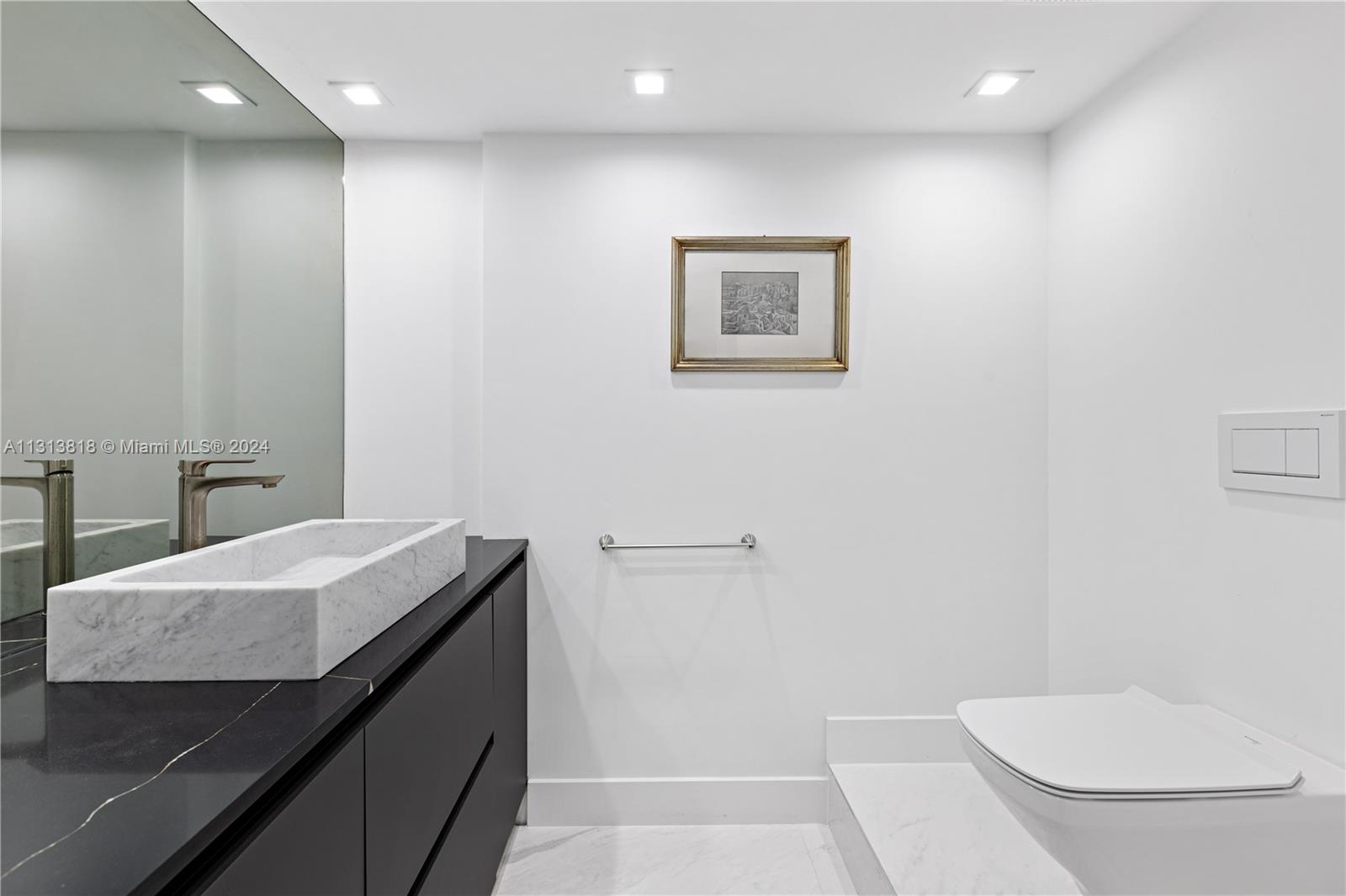 450 Alton Rd, Miami Beach, FL, 33139 United States, 4 Bedrooms Bedrooms, ,4 BathroomsBathrooms,Residential,For Sale,Alton Rd,A11313818