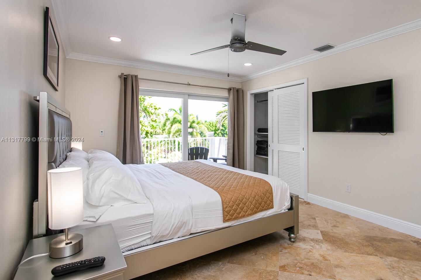 1022 Adams St, Hollywood, Florida 33019, 5 Bedrooms Bedrooms, ,3 BathroomsBathrooms,Residentiallease,For Rent,1022 Adams St,A11317799