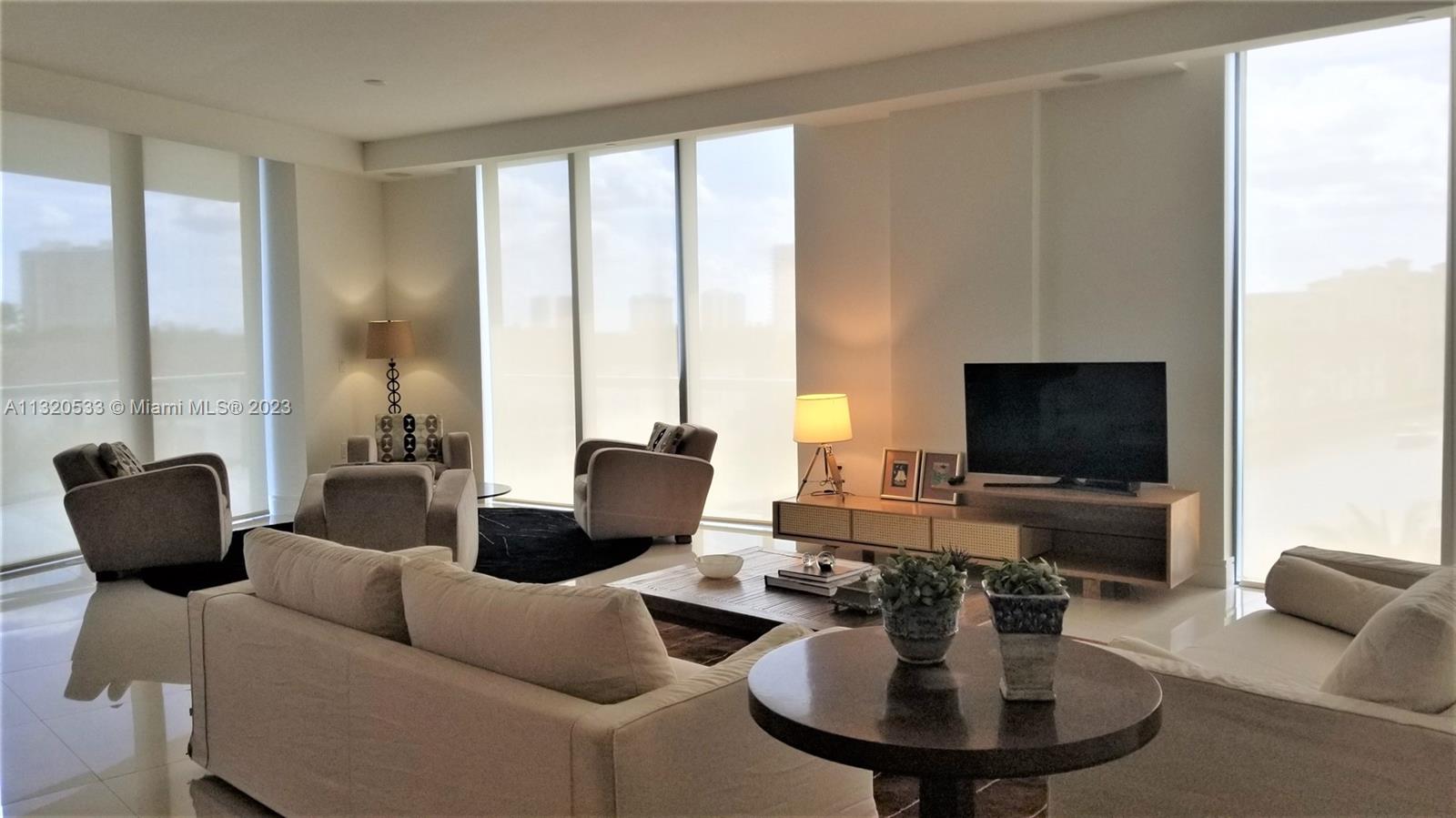 3250 188 St, Aventura, FL, 33180 United States, 2 Bedrooms Bedrooms, ,2 BathroomsBathrooms,Residential,For Sale,188 St,A11320533