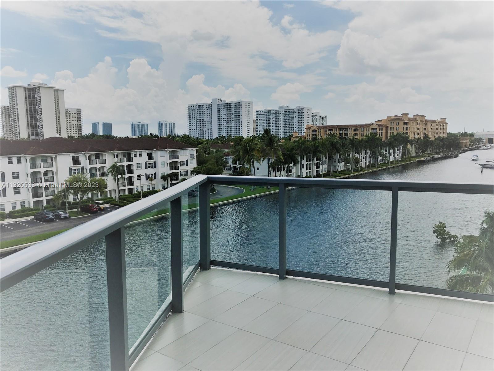 3250 188 St, Aventura, FL, 33180 United States, 2 Bedrooms Bedrooms, ,2 BathroomsBathrooms,Residential,For Sale,188 St,A11320533