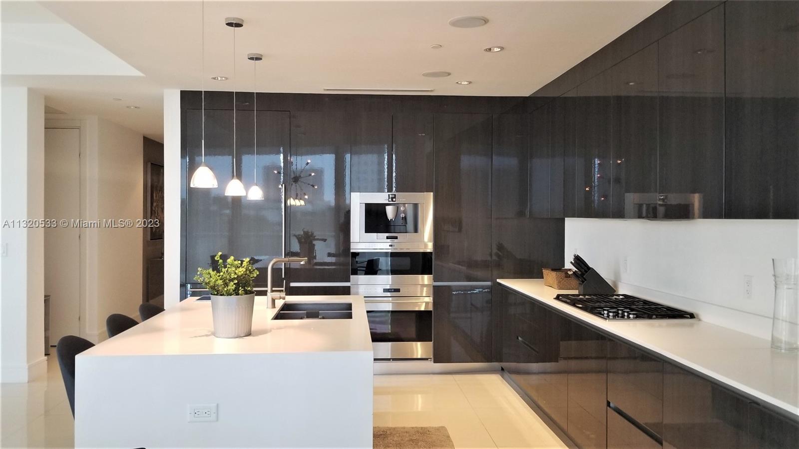 3250 188 St, Aventura, FL, 33180 United States, 2 Bedrooms Bedrooms, ,2 BathroomsBathrooms,Residential,For Sale,188 St,A11320533