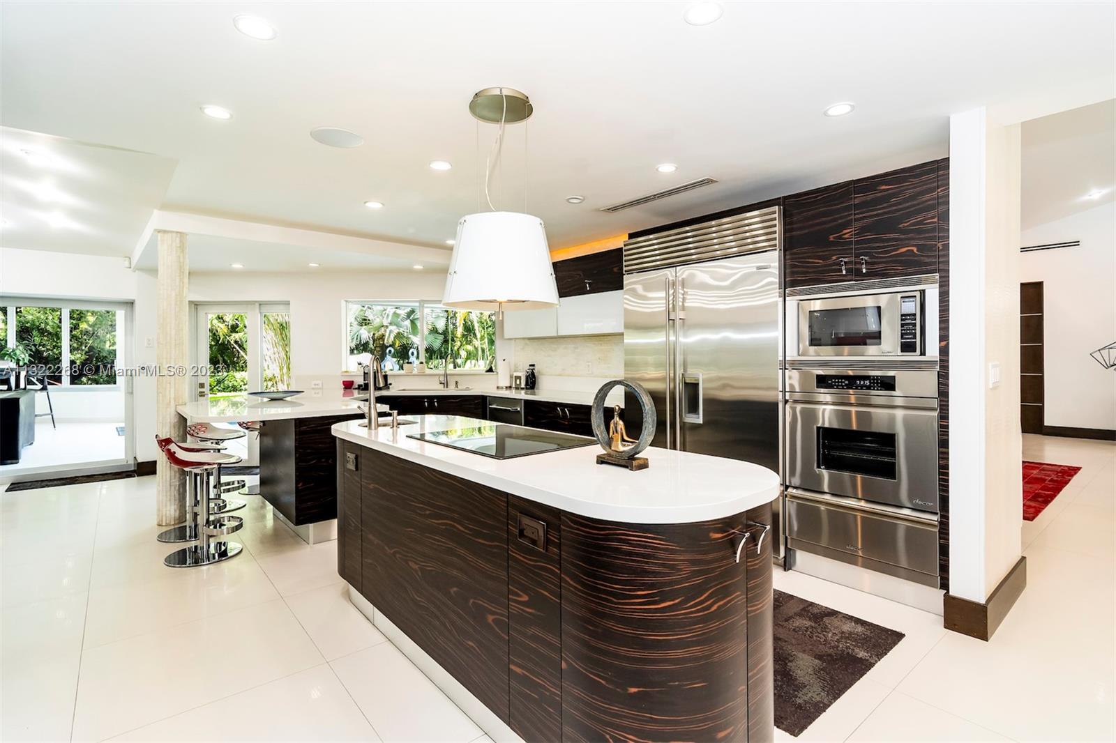 5354 NW 94th Doral Pl, Doral, Florida 33178, 3 Bedrooms Bedrooms, ,4 BathroomsBathrooms,Residential,For Sale,5354 NW 94th Doral Pl,A11322268