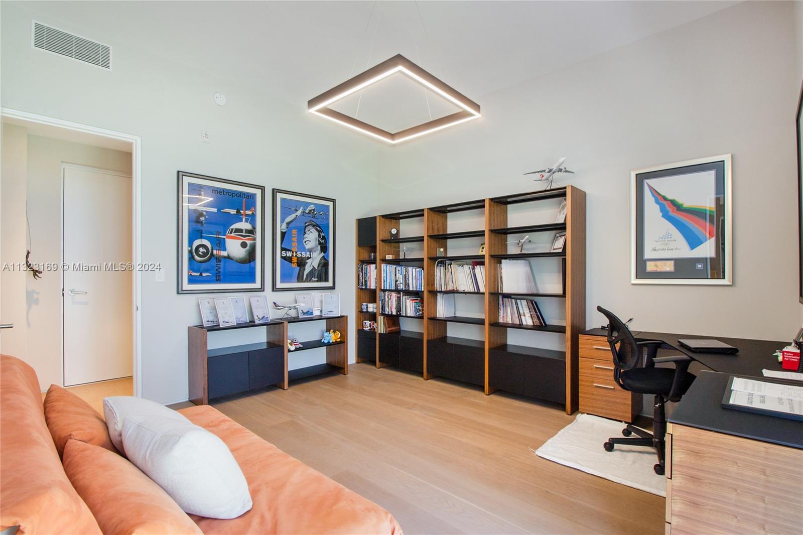 311 Meridian Ave 301, Miami Beach, Florida 33139, 3 Bedrooms Bedrooms, ,3 BathroomsBathrooms,Residential,For Sale,311 Meridian Ave 301,A11323169