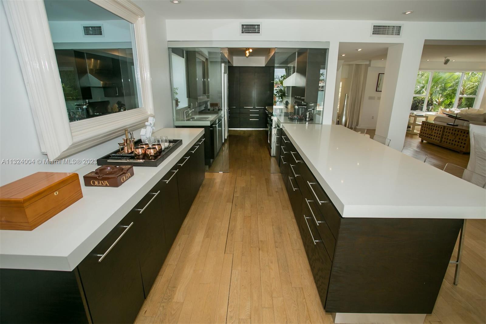 214 Rivo Alto Dr, Miami Beach, FL, 33139 United States, 4 Bedrooms Bedrooms, ,4 BathroomsBathrooms,Residential,For Sale,Rivo Alto Dr,A11324004