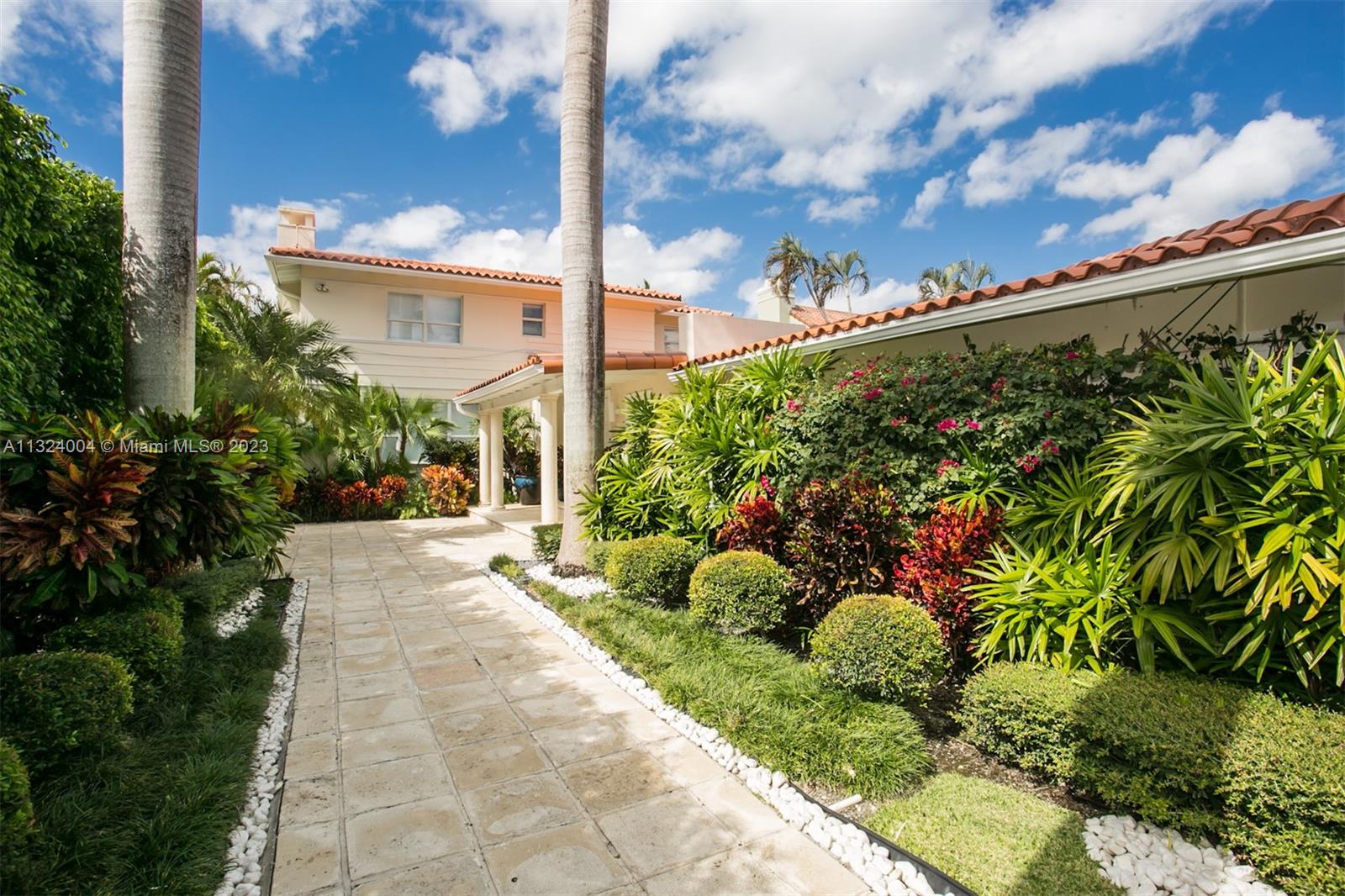 214 Rivo Alto Dr, Miami Beach, FL, 33139 United States, 4 Bedrooms Bedrooms, ,4 BathroomsBathrooms,Residential,For Sale,Rivo Alto Dr,A11324004