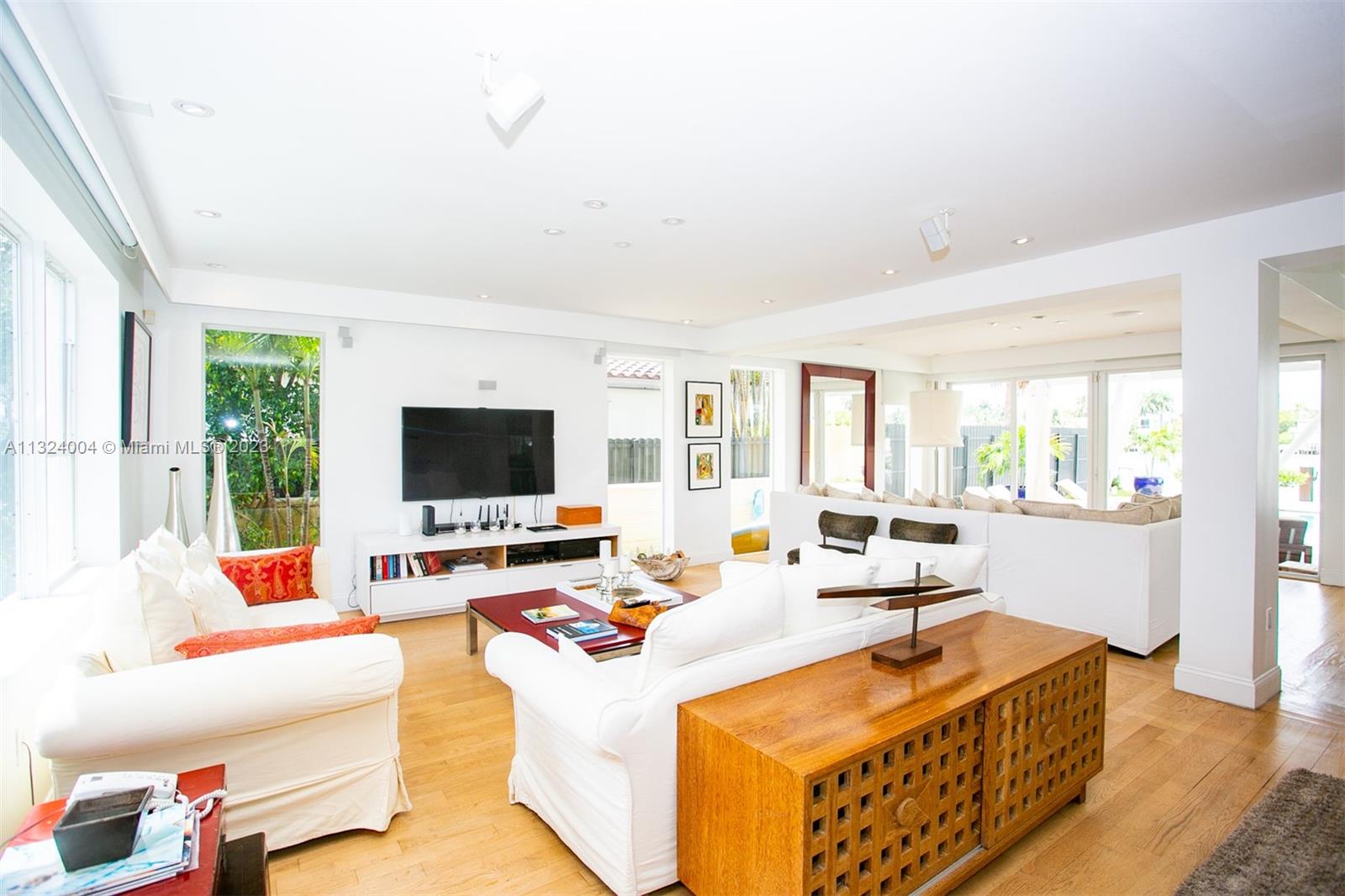 214 Rivo Alto Dr, Miami Beach, FL, 33139 United States, 4 Bedrooms Bedrooms, ,4 BathroomsBathrooms,Residential,For Sale,Rivo Alto Dr,A11324004