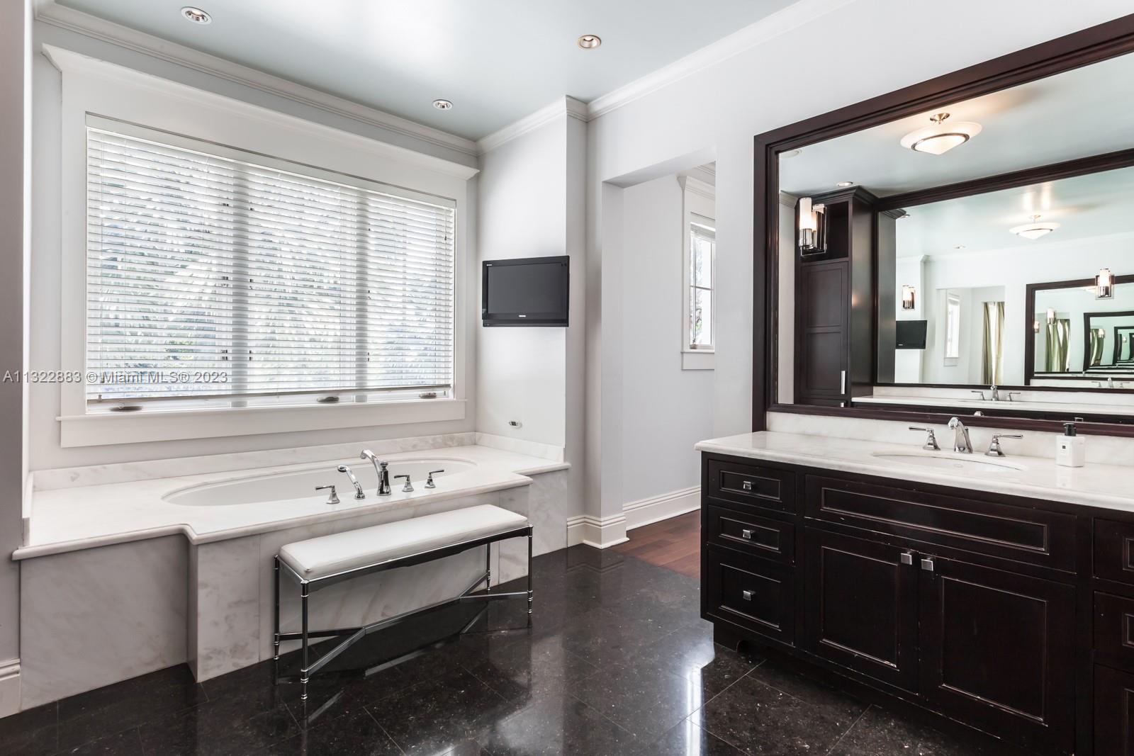 6201 Chapman Field Dr, Pinecrest, FL, 33156 United States, 6 Bedrooms Bedrooms, ,6 BathroomsBathrooms,Residential,For Sale,Chapman Field Dr,A11322883