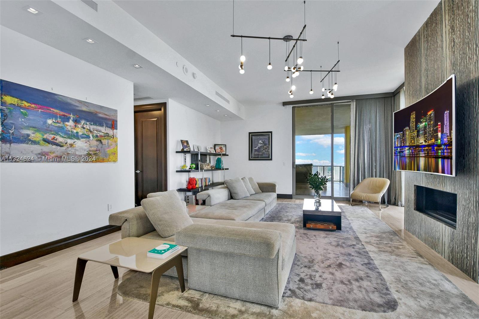 17749 Collins Ave 3001, Sunny Isles Beach, FL 33160, 3 Bedrooms Bedrooms, ,6 BathroomsBathrooms,Residential,For Sale,Collins Ave,A11324624