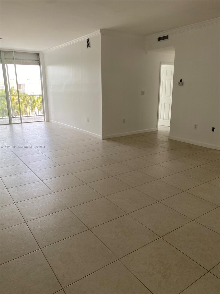 9725 52nd St, Doral, FL, 33178 United States, 3 Bedrooms Bedrooms, ,2 BathroomsBathrooms,Residential,For Sale,52nd St,A11325880