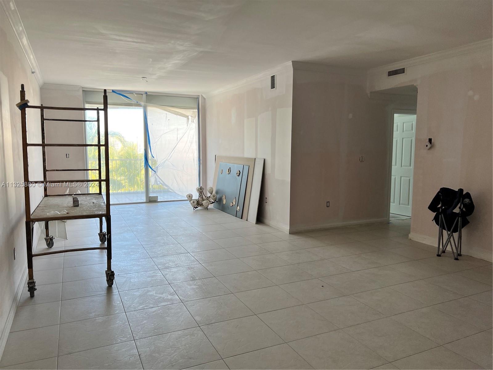 9725 52nd St, Doral, FL, 33178 United States, 3 Bedrooms Bedrooms, ,2 BathroomsBathrooms,Residential,For Sale,52nd St,A11325880