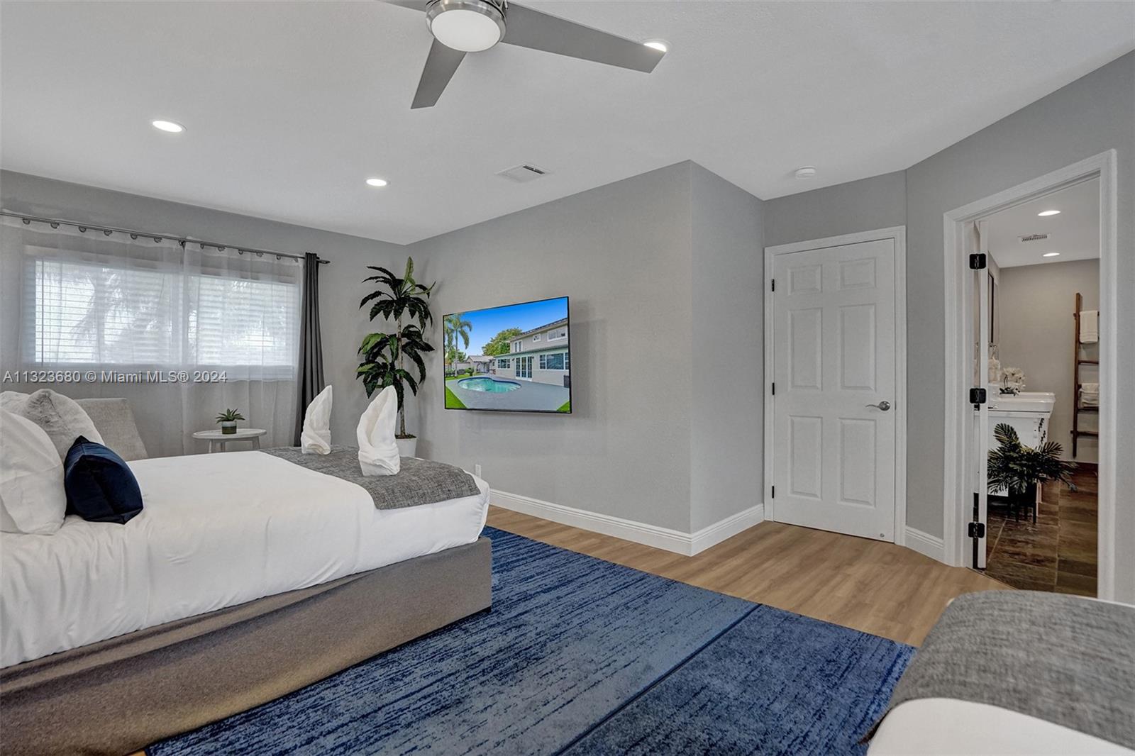1220 NE 9th Ct, Pompano Beach, Florida 33060, 7 Bedrooms Bedrooms, ,4 BathroomsBathrooms,Residentiallease,For Rent,1220 NE 9th Ct,A11323680