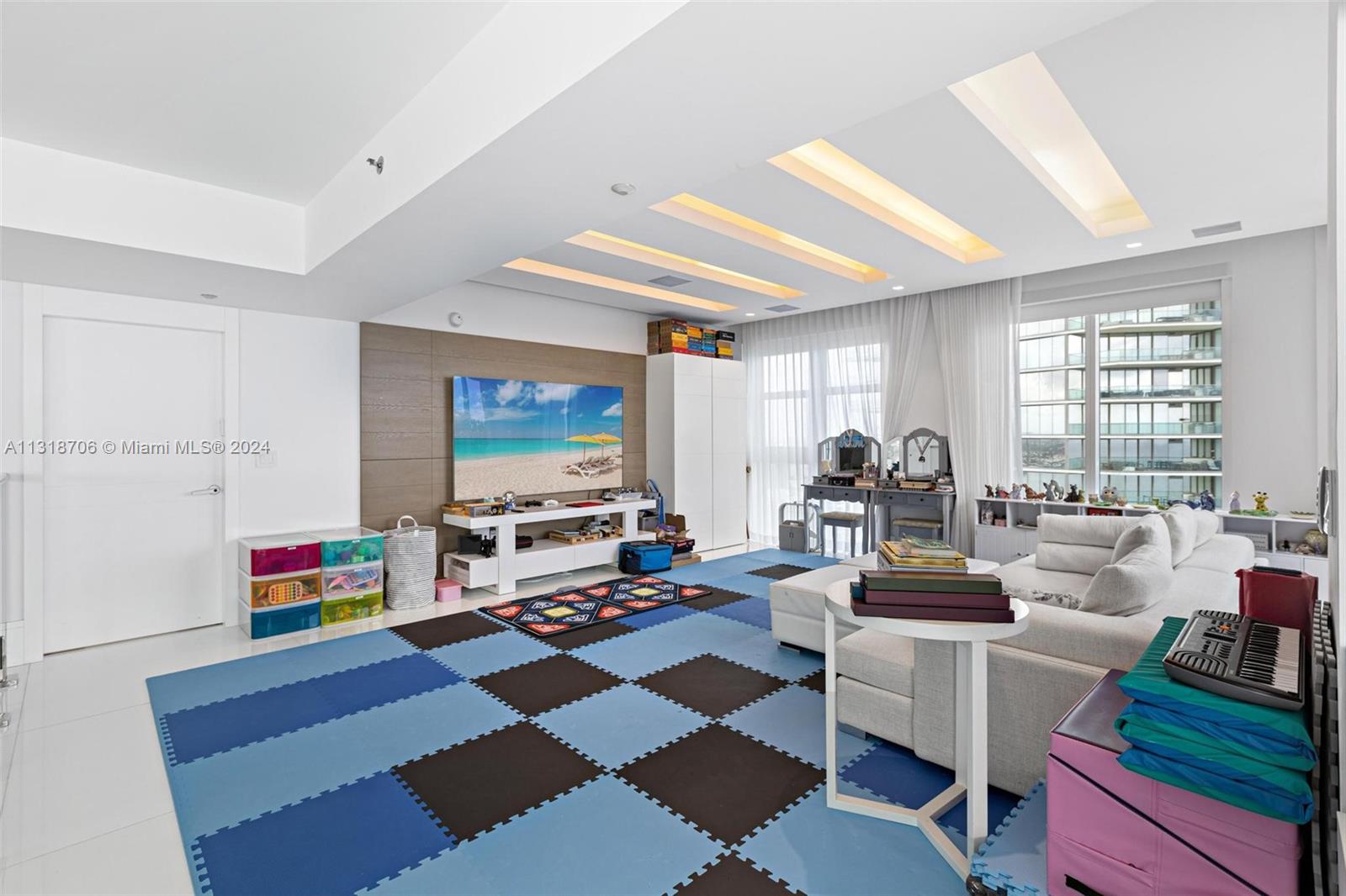 18911 Collins Ave, Sunny Isles Beach, FL, 33160 United States, 6 Bedrooms Bedrooms, ,7 BathroomsBathrooms,Residential,For Sale,Collins Ave,A11318706