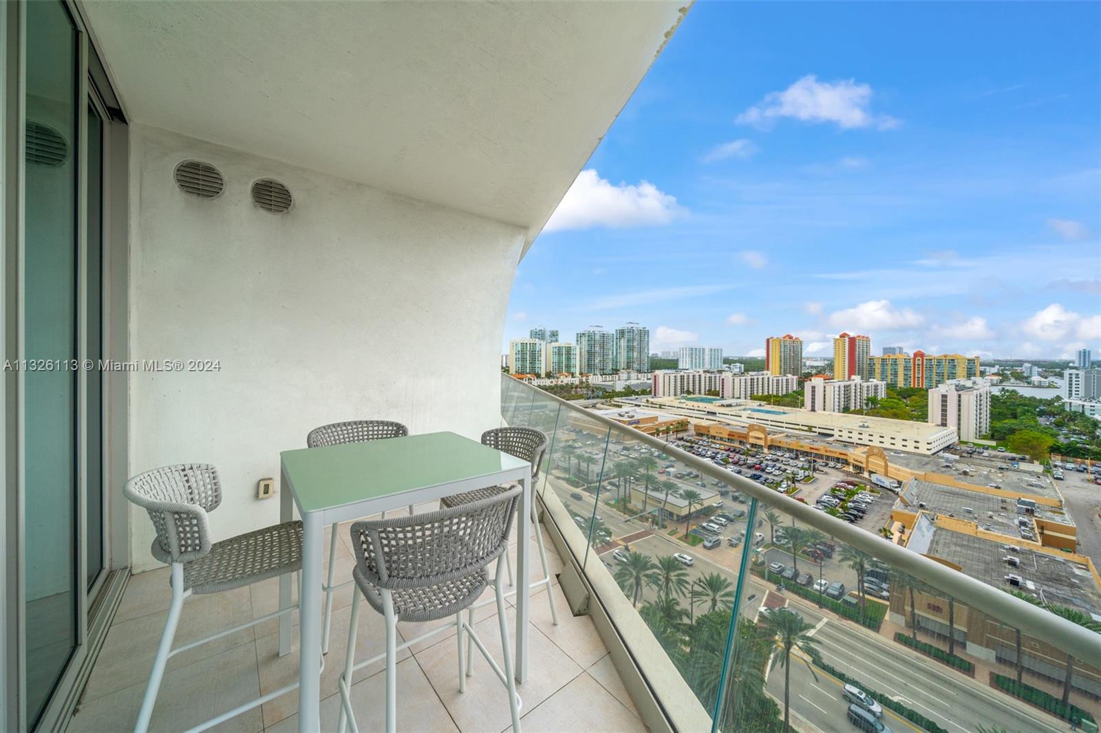 16901 Collins Ave, Sunny Isles Beach, FL, 33160 United States, 4 Bedrooms Bedrooms, ,5 BathroomsBathrooms,Residential,For Sale,Collins Ave,A11326113