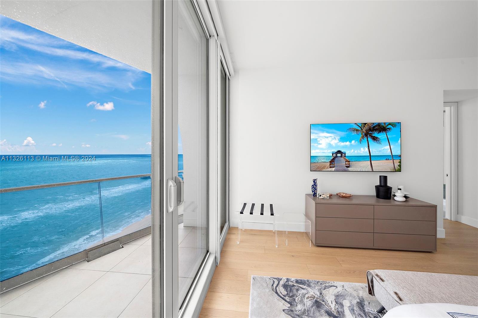 16901 Collins Ave, Sunny Isles Beach, FL, 33160 United States, 4 Bedrooms Bedrooms, ,5 BathroomsBathrooms,Residential,For Sale,Collins Ave,A11326113