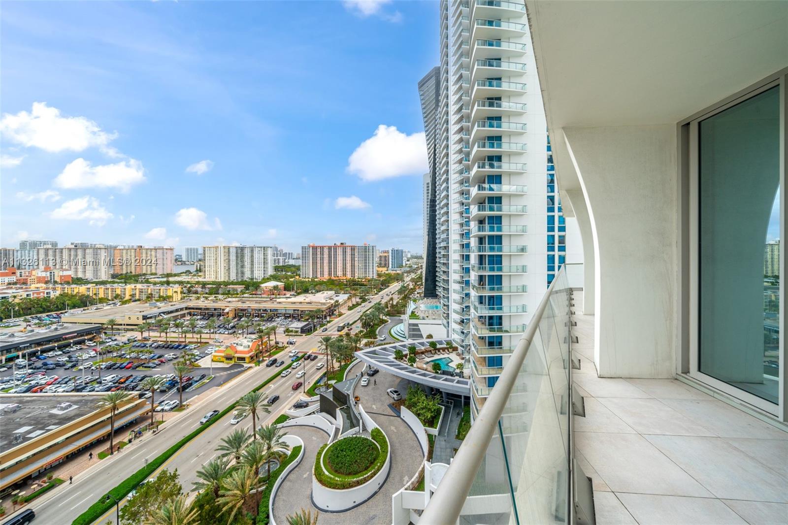 16901 Collins Ave, Sunny Isles Beach, FL, 33160 United States, 4 Bedrooms Bedrooms, ,5 BathroomsBathrooms,Residential,For Sale,Collins Ave,A11326113