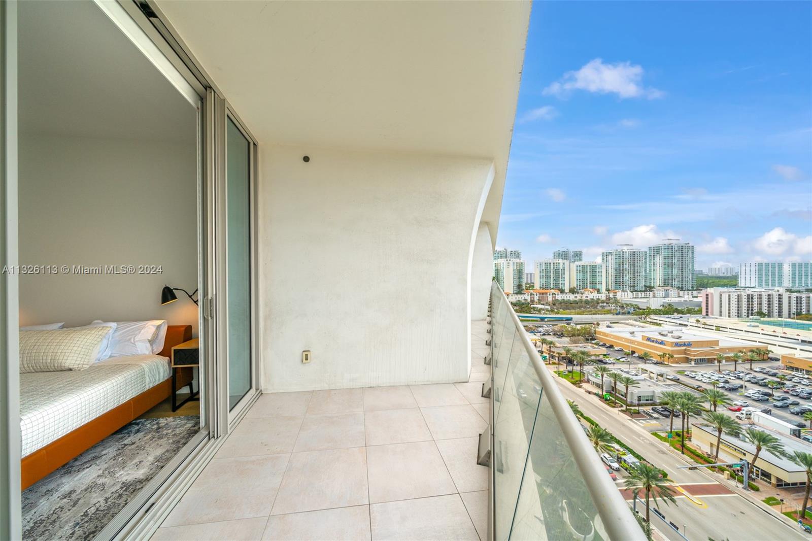 16901 Collins Ave, Sunny Isles Beach, FL, 33160 United States, 4 Bedrooms Bedrooms, ,5 BathroomsBathrooms,Residential,For Sale,Collins Ave,A11326113