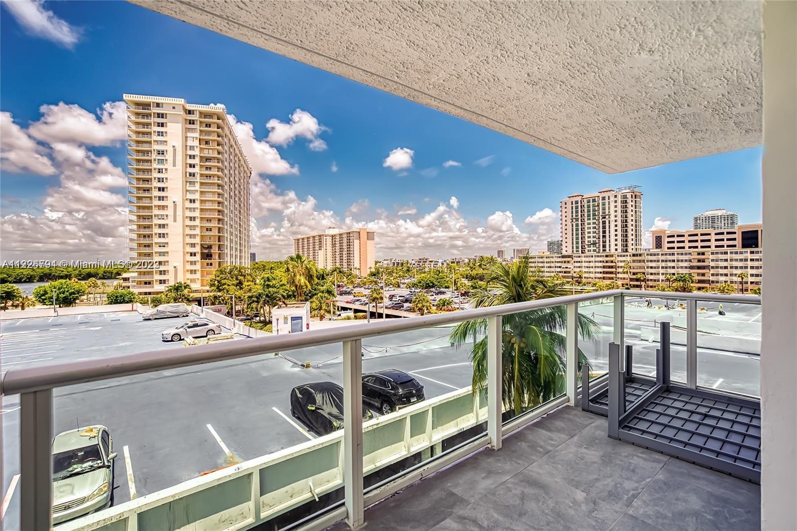 100 Bayview Dr, Sunny Isles Beach, FL, 33160 United States, 2 Bedrooms Bedrooms, ,2 BathroomsBathrooms,Residential,For Sale,Bayview Dr,A11326794