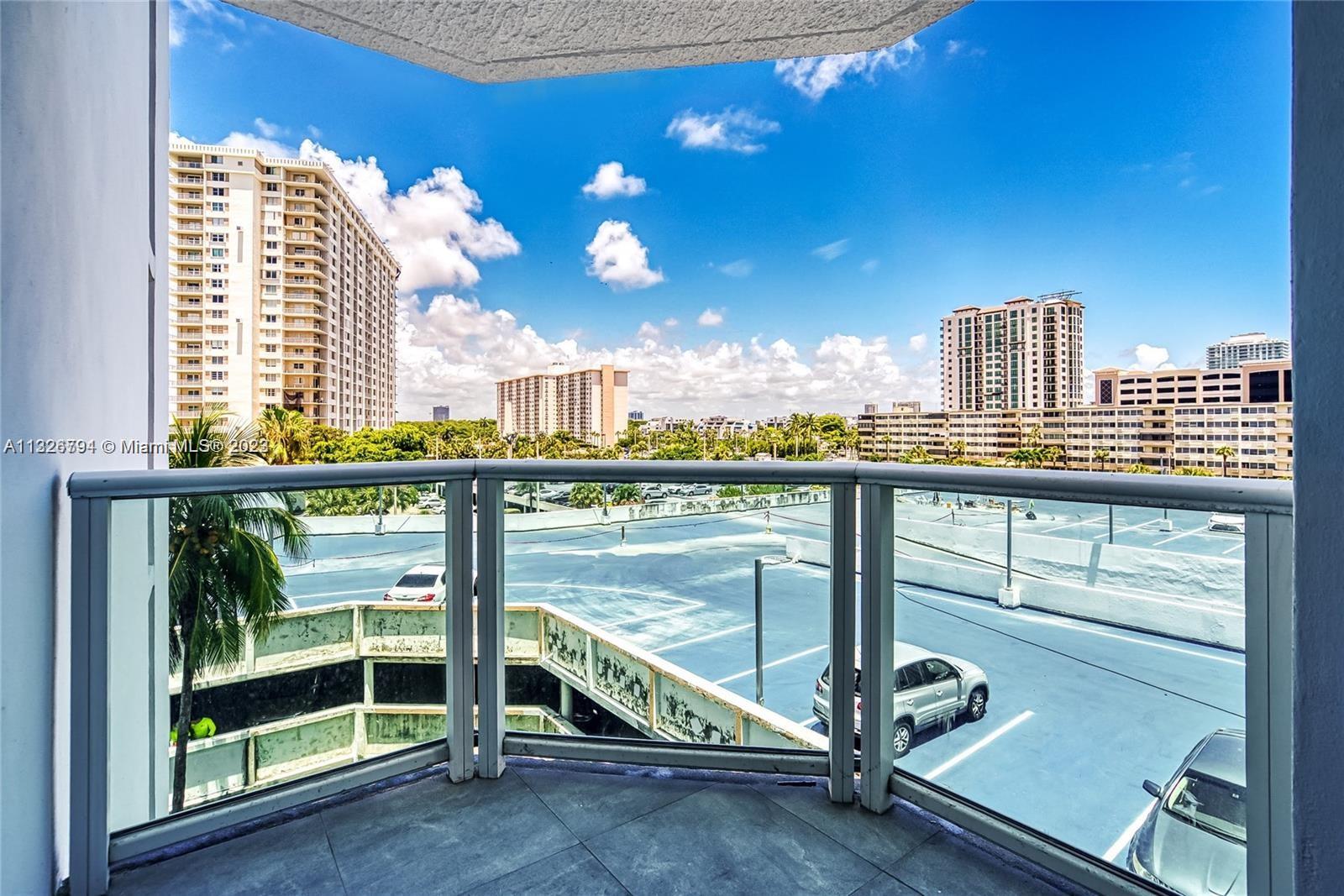 100 Bayview Dr, Sunny Isles Beach, FL, 33160 United States, 2 Bedrooms Bedrooms, ,2 BathroomsBathrooms,Residential,For Sale,Bayview Dr,A11326794