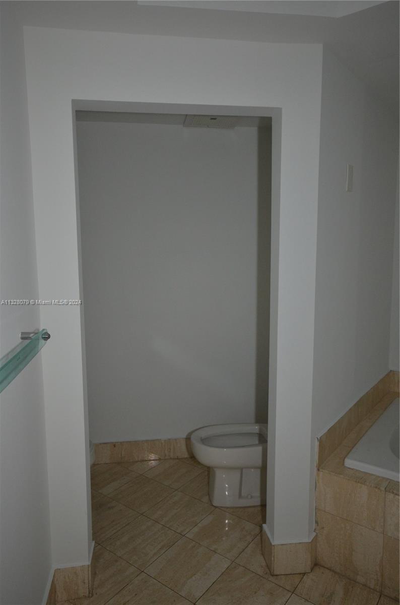 21050 Point Pl, Aventura, FL, 33180 United States, 2 Bedrooms Bedrooms, ,2 BathroomsBathrooms,Residential,For Sale,Point Pl,A11328079