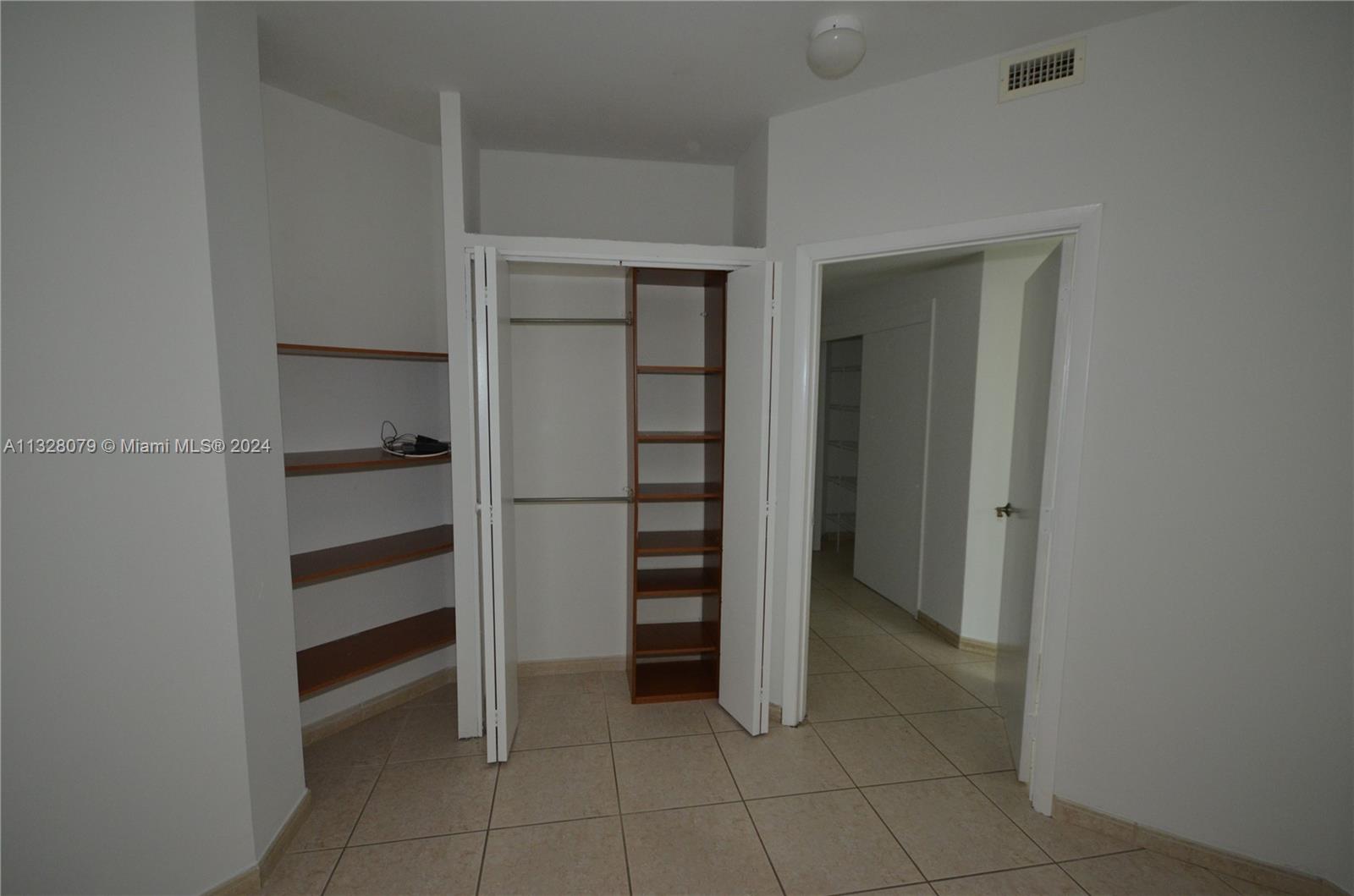 21050 Point Pl, Aventura, FL, 33180 United States, 2 Bedrooms Bedrooms, ,2 BathroomsBathrooms,Residential,For Sale,Point Pl,A11328079