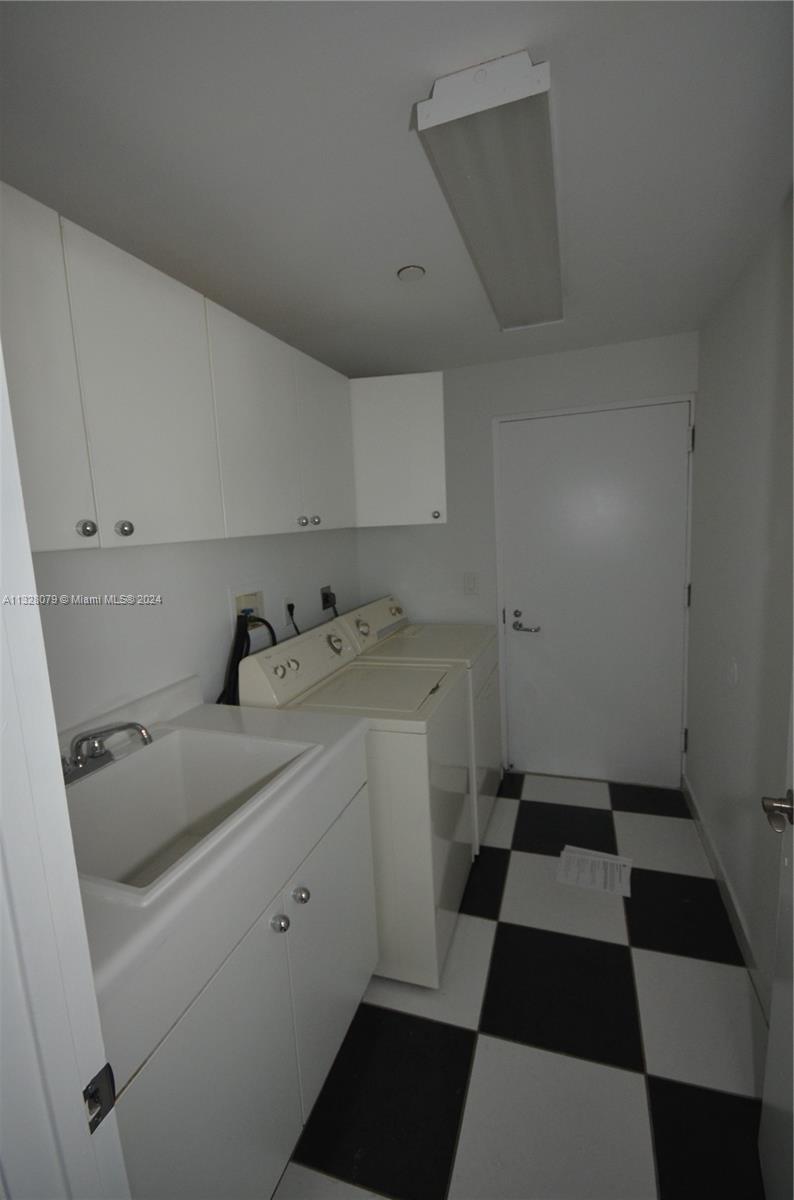 21050 Point Pl, Aventura, FL, 33180 United States, 2 Bedrooms Bedrooms, ,2 BathroomsBathrooms,Residential,For Sale,Point Pl,A11328079