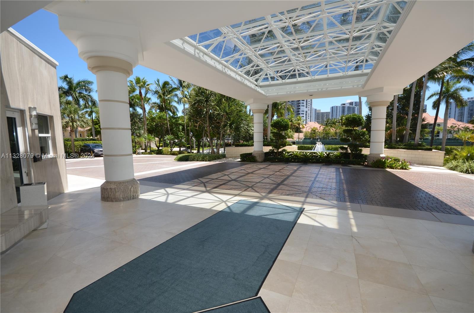 21050 Point Pl, Aventura, FL, 33180 United States, 2 Bedrooms Bedrooms, ,2 BathroomsBathrooms,Residential,For Sale,Point Pl,A11328079