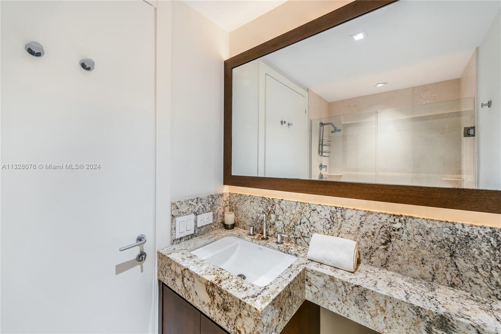 2031 Fisher Island Dr, Miami Beach, FL, 33109 United States, 3 Bedrooms Bedrooms, ,3 BathroomsBathrooms,Residential,For Sale,Fisher Island Dr,A11328076