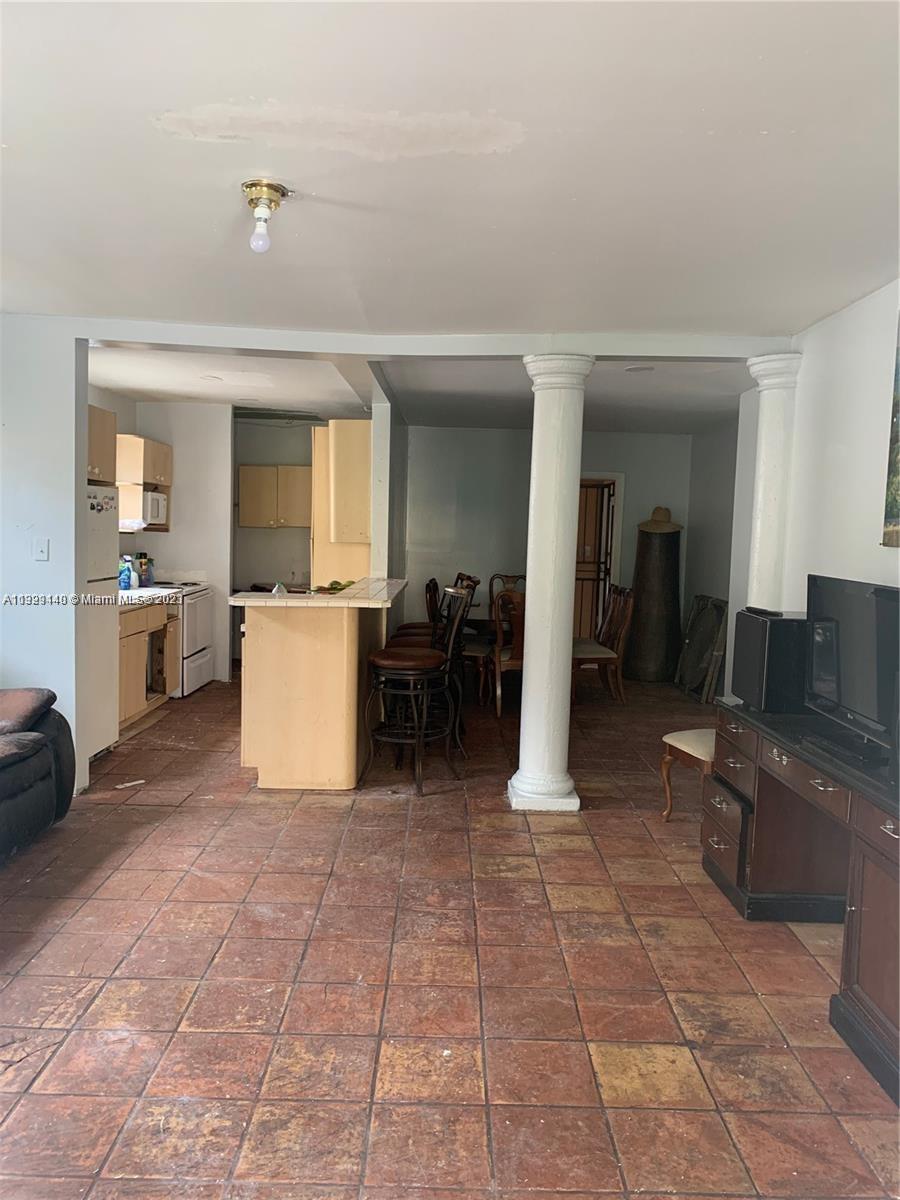 1037 NW 30th St, Miami, Florida 33127, 3 Bedrooms Bedrooms, ,2 BathroomsBathrooms,Residential,For Sale,1037 NW 30th St,A11329140