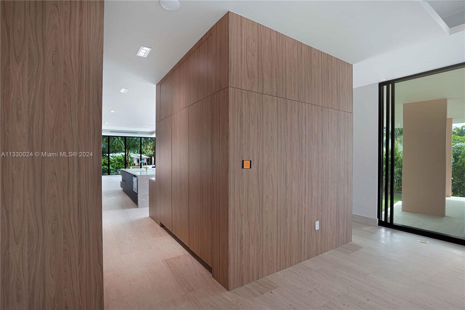 7621 8th Ave, Miami, FL, 33138 United States, 6 Bedrooms Bedrooms, ,6 BathroomsBathrooms,Residential,For Sale,8th Ave,A11330024