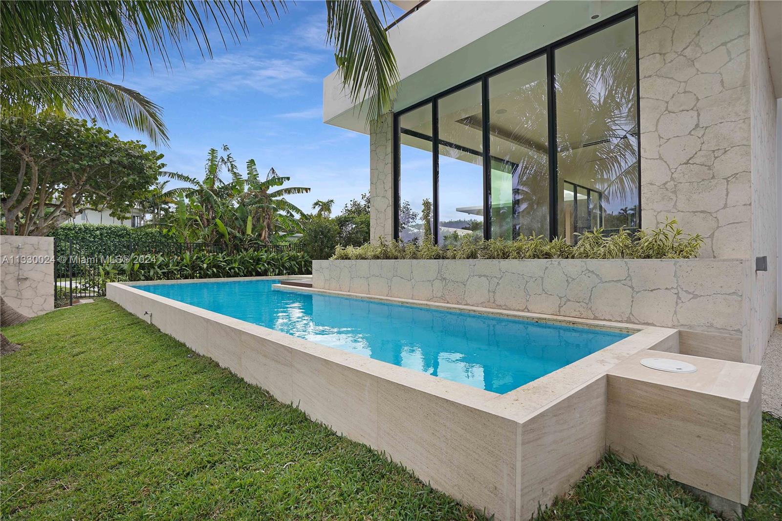 7621 8th Ave, Miami, FL, 33138 United States, 6 Bedrooms Bedrooms, ,6 BathroomsBathrooms,Residential,For Sale,8th Ave,A11330024