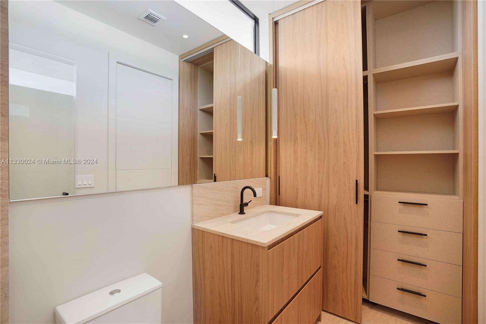 7621 8th Ave, Miami, FL, 33138 United States, 6 Bedrooms Bedrooms, ,6 BathroomsBathrooms,Residential,For Sale,8th Ave,A11330024