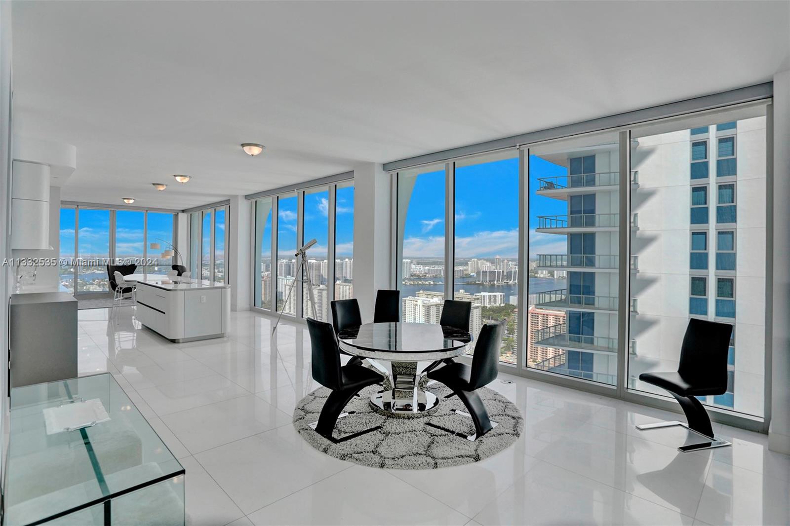 16901 Collins Ave, Sunny Isles Beach, FL, 33160 United States, 4 Bedrooms Bedrooms, ,5 BathroomsBathrooms,Residential,For Sale,Collins Ave,A11332535