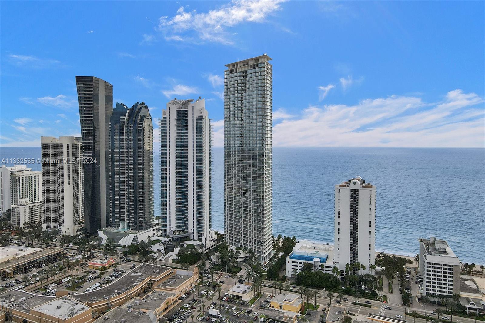 16901 Collins Ave, Sunny Isles Beach, FL, 33160 United States, 4 Bedrooms Bedrooms, ,5 BathroomsBathrooms,Residential,For Sale,Collins Ave,A11332535