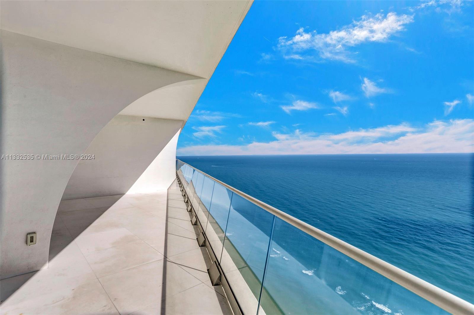 16901 Collins Ave, Sunny Isles Beach, FL, 33160 United States, 4 Bedrooms Bedrooms, ,5 BathroomsBathrooms,Residential,For Sale,Collins Ave,A11332535