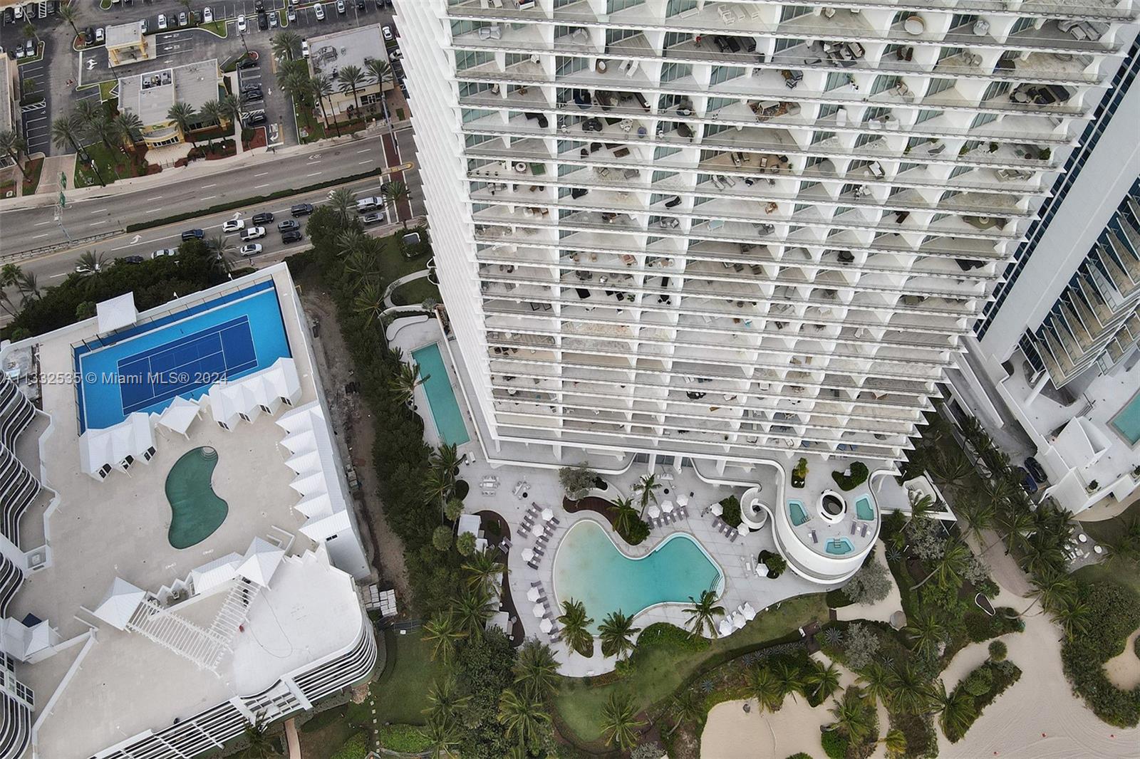 16901 Collins Ave, Sunny Isles Beach, FL, 33160 United States, 4 Bedrooms Bedrooms, ,5 BathroomsBathrooms,Residential,For Sale,Collins Ave,A11332535