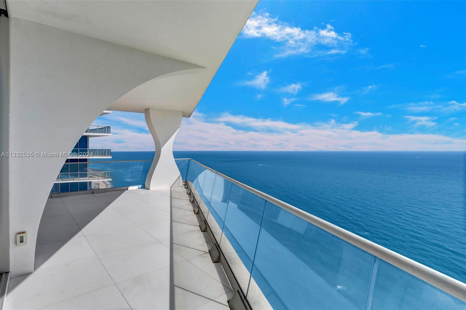 16901 Collins Ave, Sunny Isles Beach, FL, 33160 United States, 4 Bedrooms Bedrooms, ,5 BathroomsBathrooms,Residential,For Sale,Collins Ave,A11332535