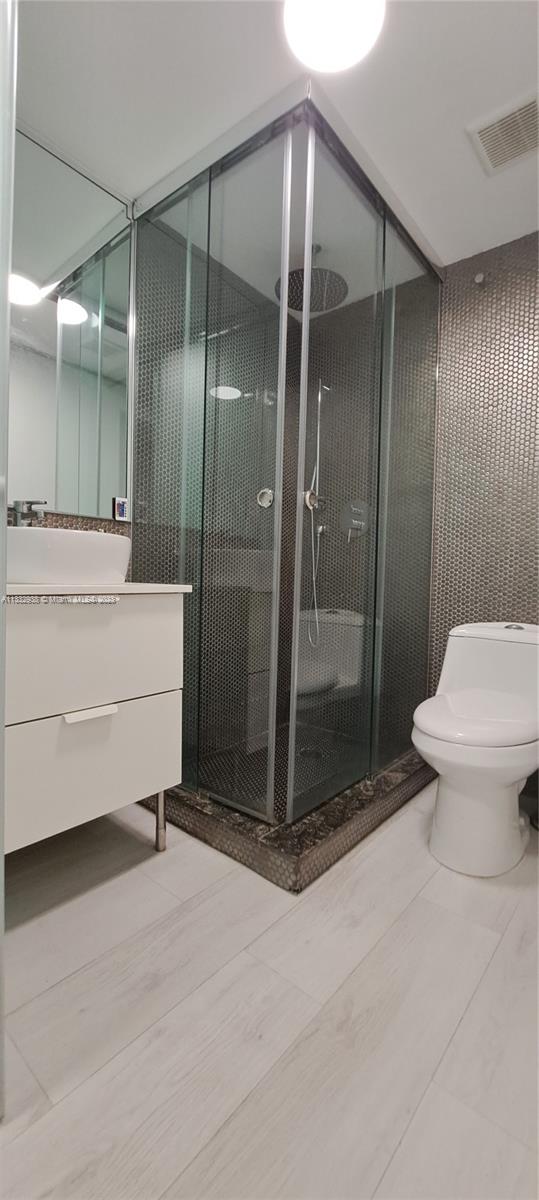 846 Michigan Ave 101, Miami Beach, Florida 33139, 3 Bedrooms Bedrooms, ,3 BathroomsBathrooms,Residential,For Sale,846 Michigan Ave 101,A11332938