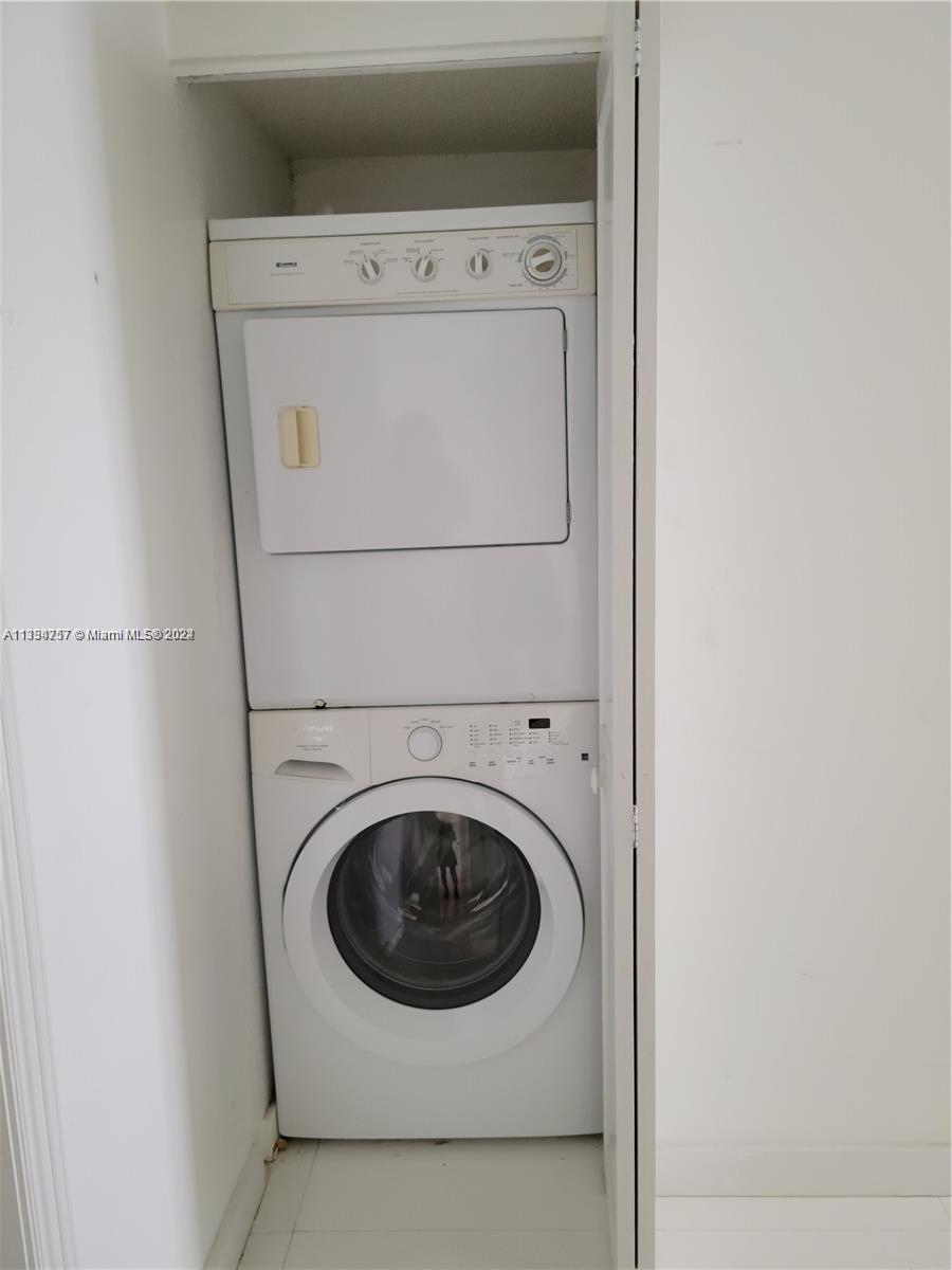 2000 Towerside Ter PH6, Miami, Florida 33138, 2 Bedrooms Bedrooms, ,2 BathroomsBathrooms,Residential,For Sale,2000 Towerside Ter PH6,A11334757