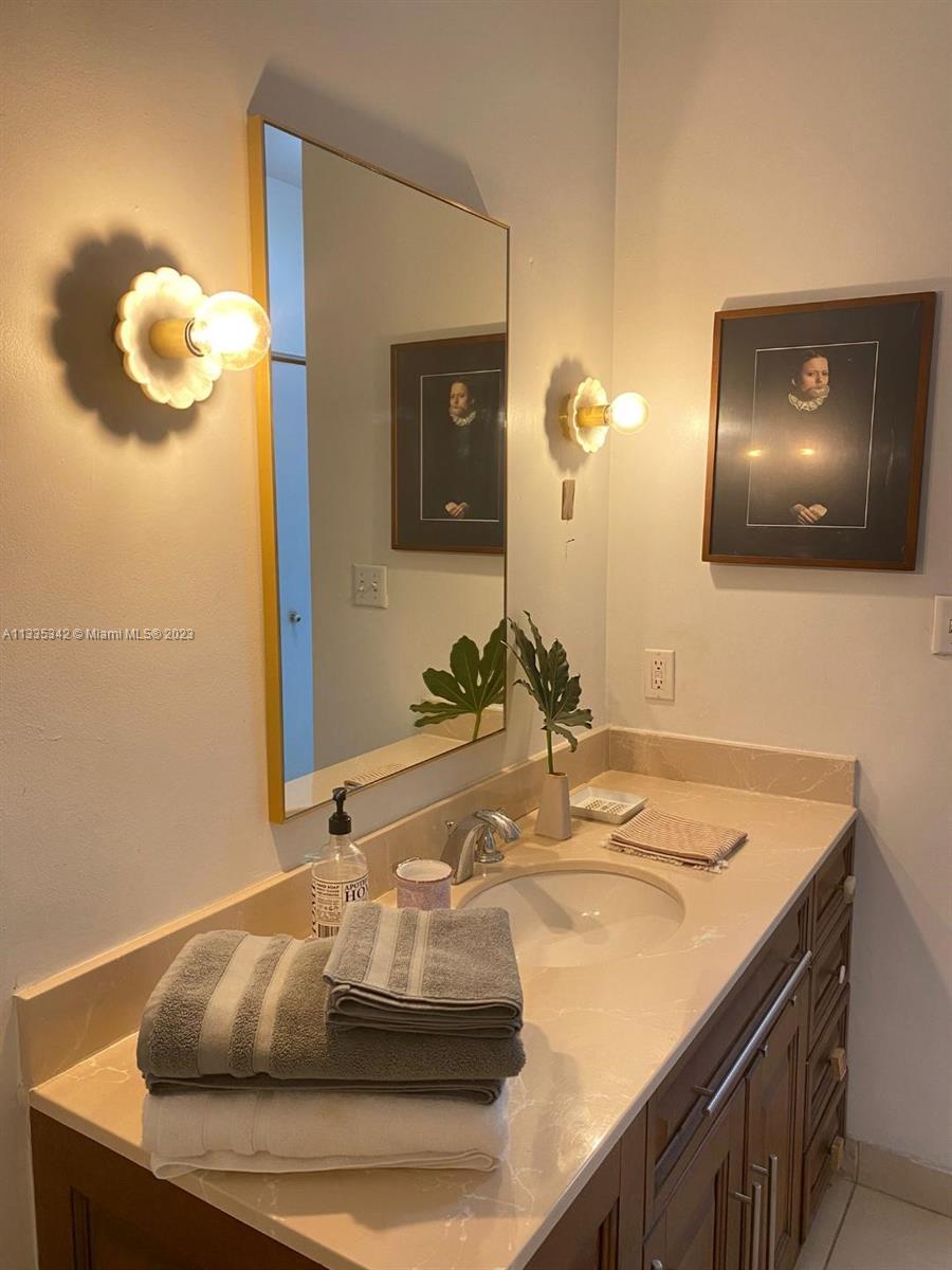 2001 BISCAYNE BL 2306, Miami, Florida 33137, 1 Bedroom Bedrooms, ,1 BathroomBathrooms,Residentiallease,For Rent,2001 BISCAYNE BL 2306,A11335342