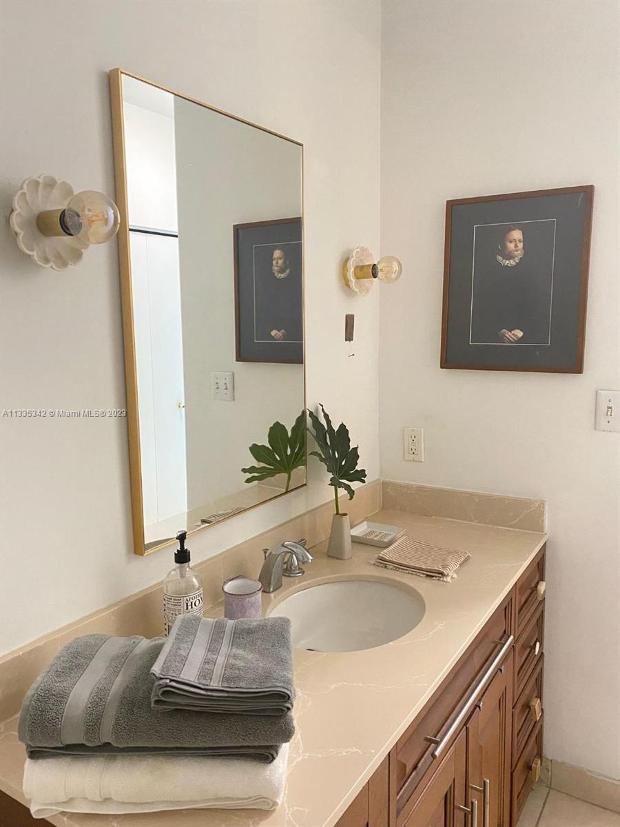 2001 BISCAYNE BL 2306, Miami, Florida 33137, 1 Bedroom Bedrooms, ,1 BathroomBathrooms,Residentiallease,For Rent,2001 BISCAYNE BL 2306,A11335342