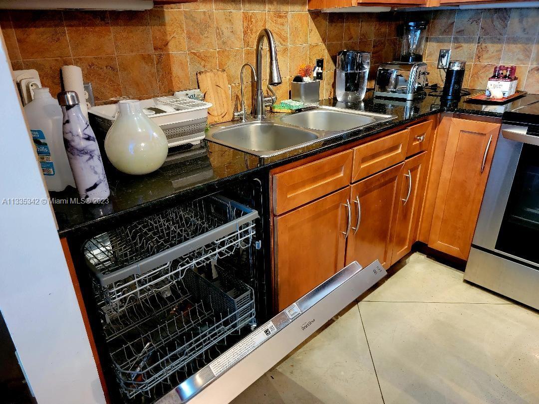 2001 BISCAYNE BL 2306, Miami, Florida 33137, 1 Bedroom Bedrooms, ,1 BathroomBathrooms,Residentiallease,For Rent,2001 BISCAYNE BL 2306,A11335342