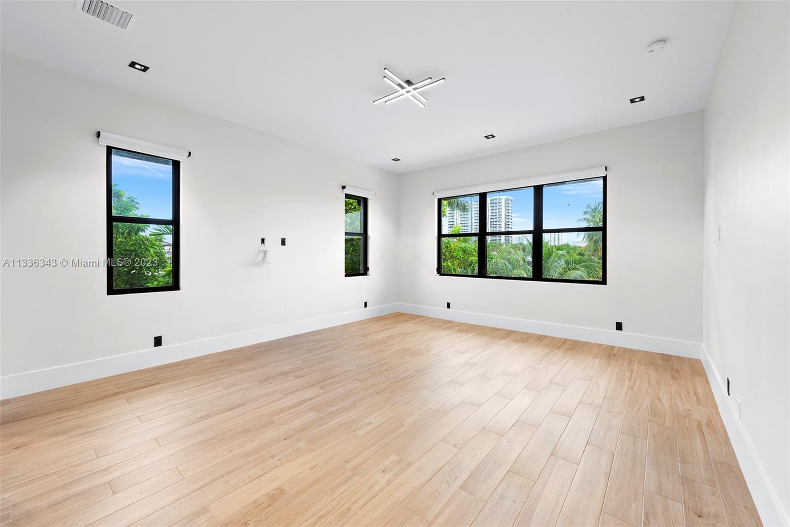 461 Poinciana Dr, Hallandale Beach, FL, 33009 United States, 6 Bedrooms Bedrooms, ,6 BathroomsBathrooms,Residential,For Sale,Poinciana Dr,A11336343