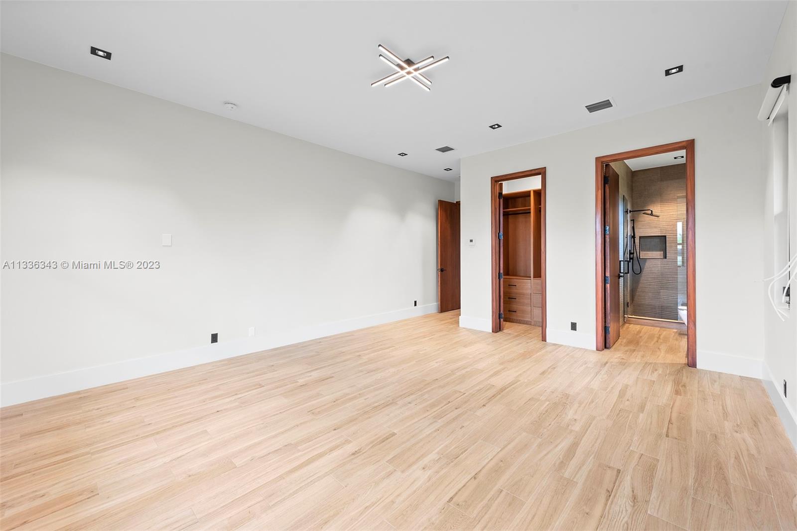 461 Poinciana Dr, Hallandale Beach, FL, 33009 United States, 6 Bedrooms Bedrooms, ,6 BathroomsBathrooms,Residential,For Sale,Poinciana Dr,A11336343